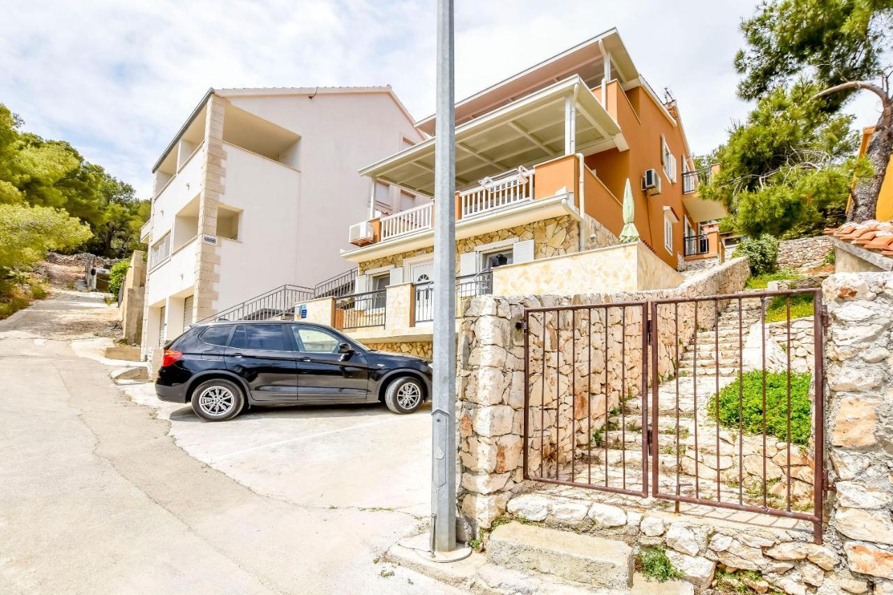 Apartments Ive I Maja Ražanj Exterior foto